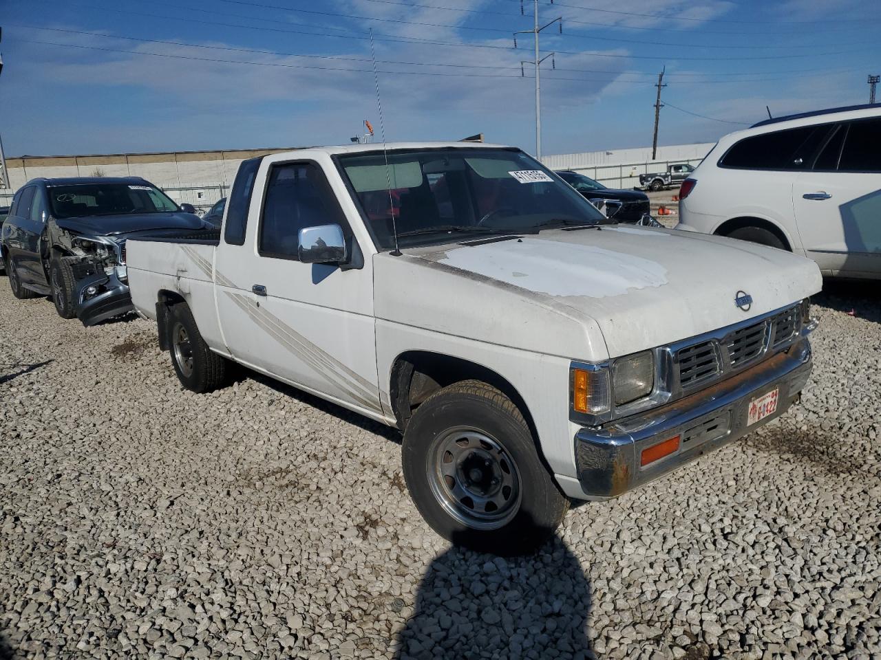 1993 Nissan Titan - Image 4