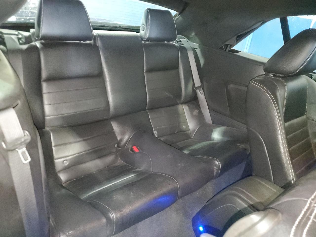 2012 Ford Mustang - Image 10