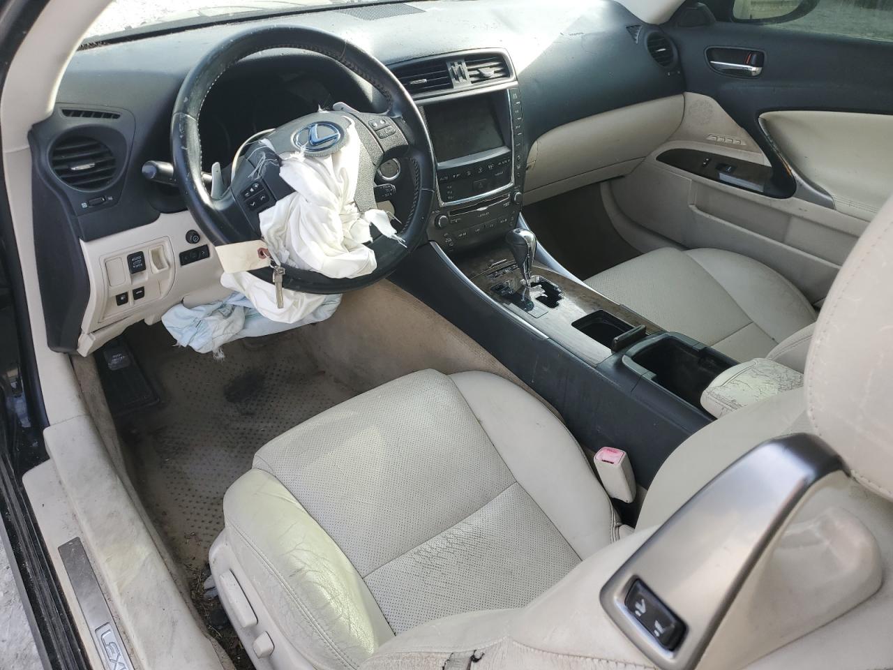 2010 Lexus IS - Image 8