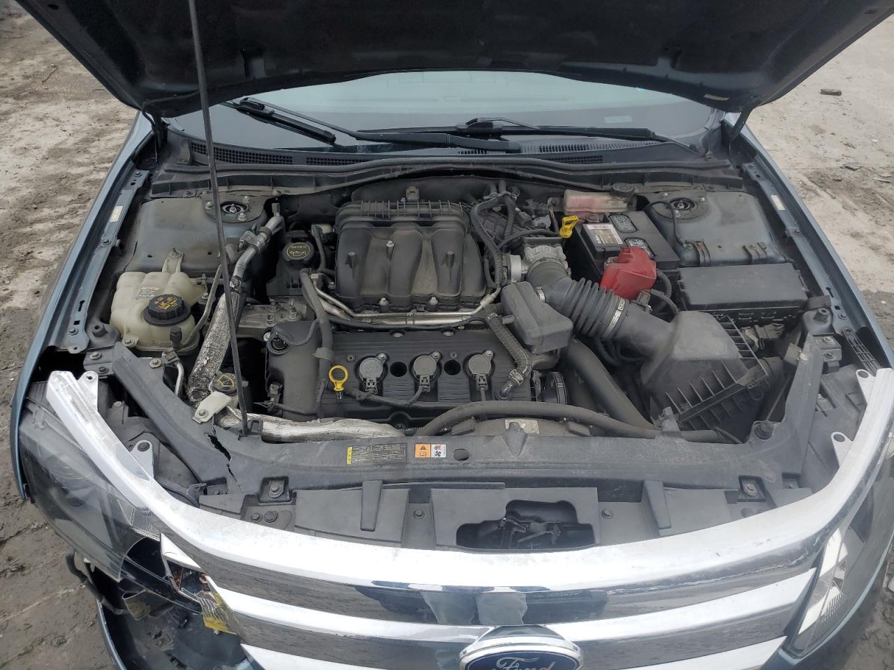 2012 Ford Fusion - Image 11