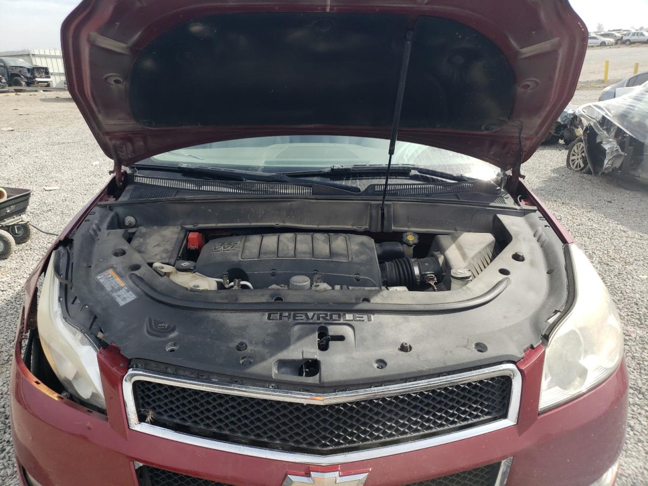 2011 Chevrolet Traverse - Image 12