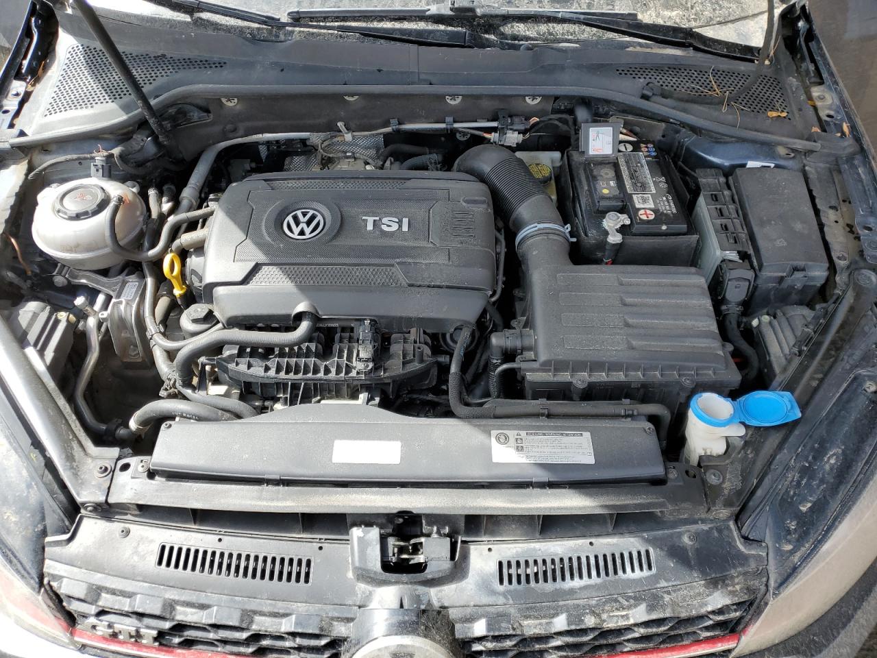 2018 Volkswagen GTI - Image 11
