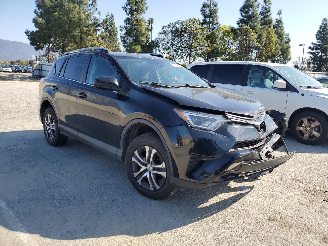 2T3ZFREV1JW479914 TOYOTA RAV4 2018