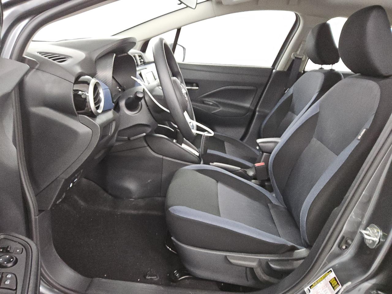 3N1CN8EVXSL827563 NISSAN VERSA 2025