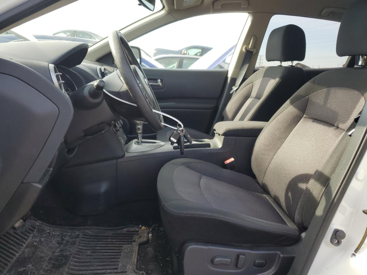 2011 Nissan Rogue - Image 7