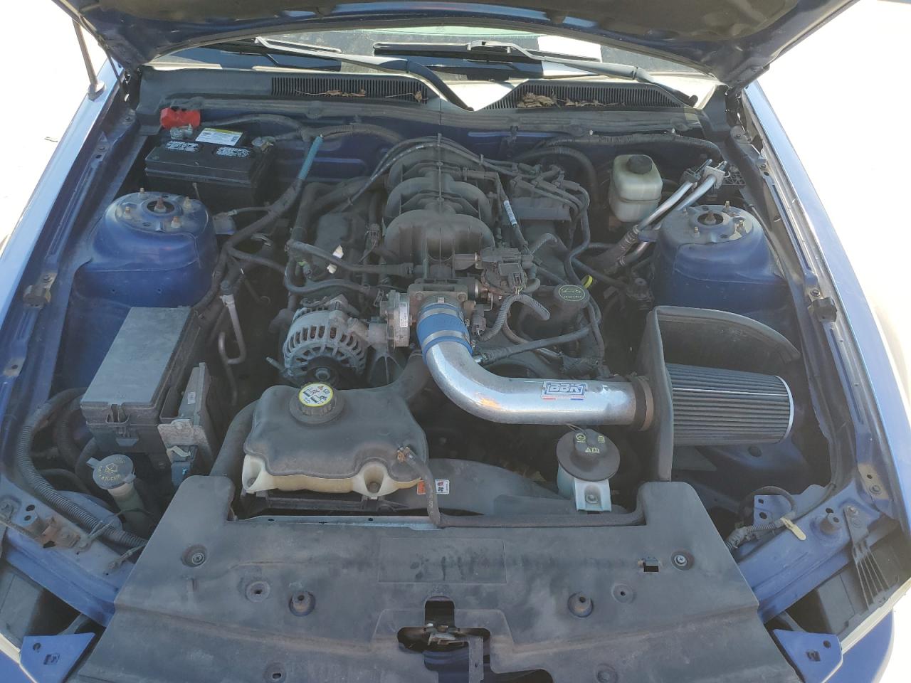 2008 Ford Mustang - Image 11