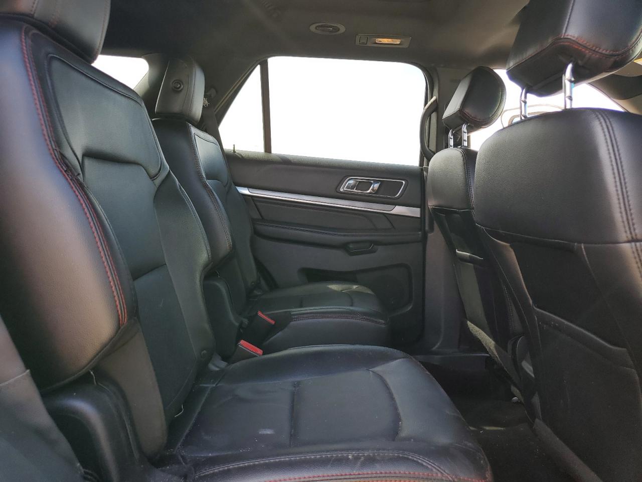 1FM5K8GT2GGB61851 FORD EXPLORER 2016