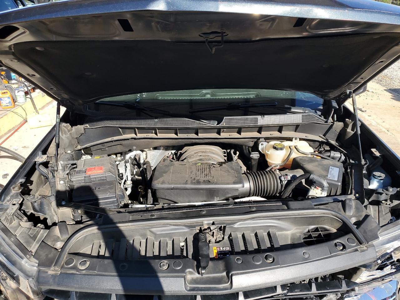 2019 Chevrolet Silverado - Image 13