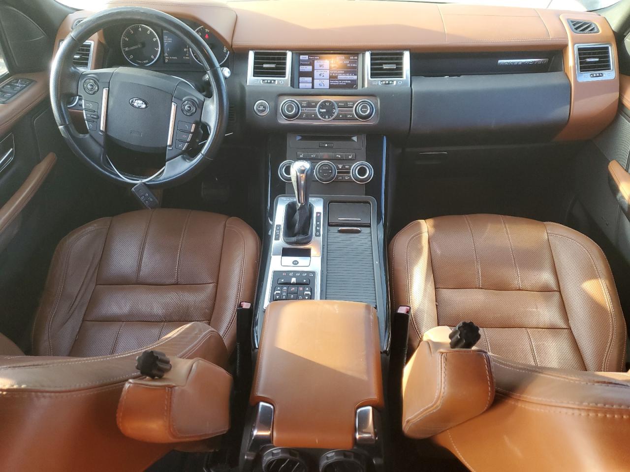 2013 Land Rover Range Rover - Image 9