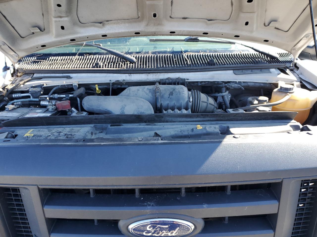 2013 Ford Econoline - Image 12