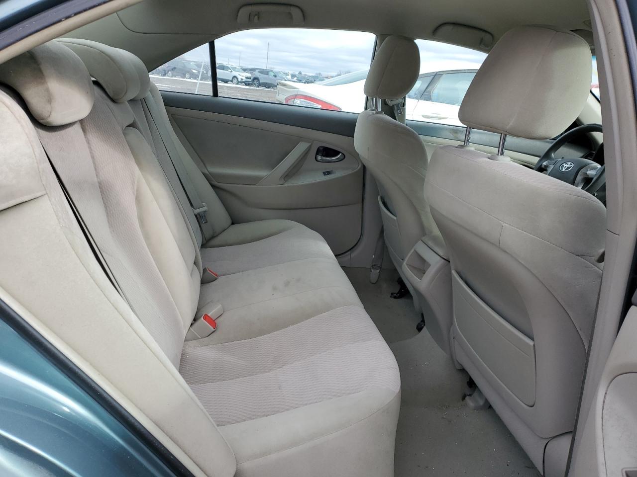 2010 Toyota Camry - Image 10