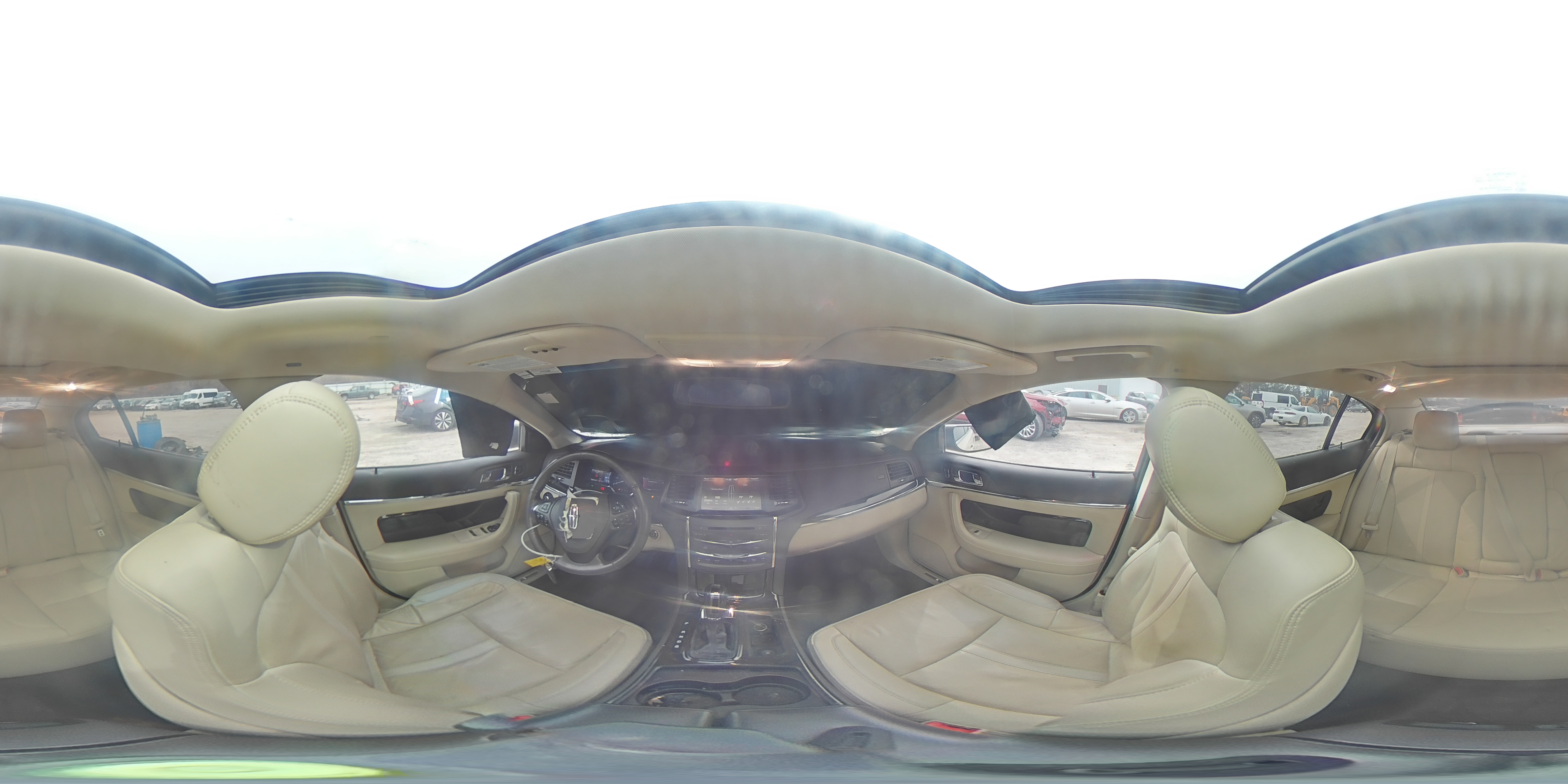 2014 Lincoln MKS - Image 13