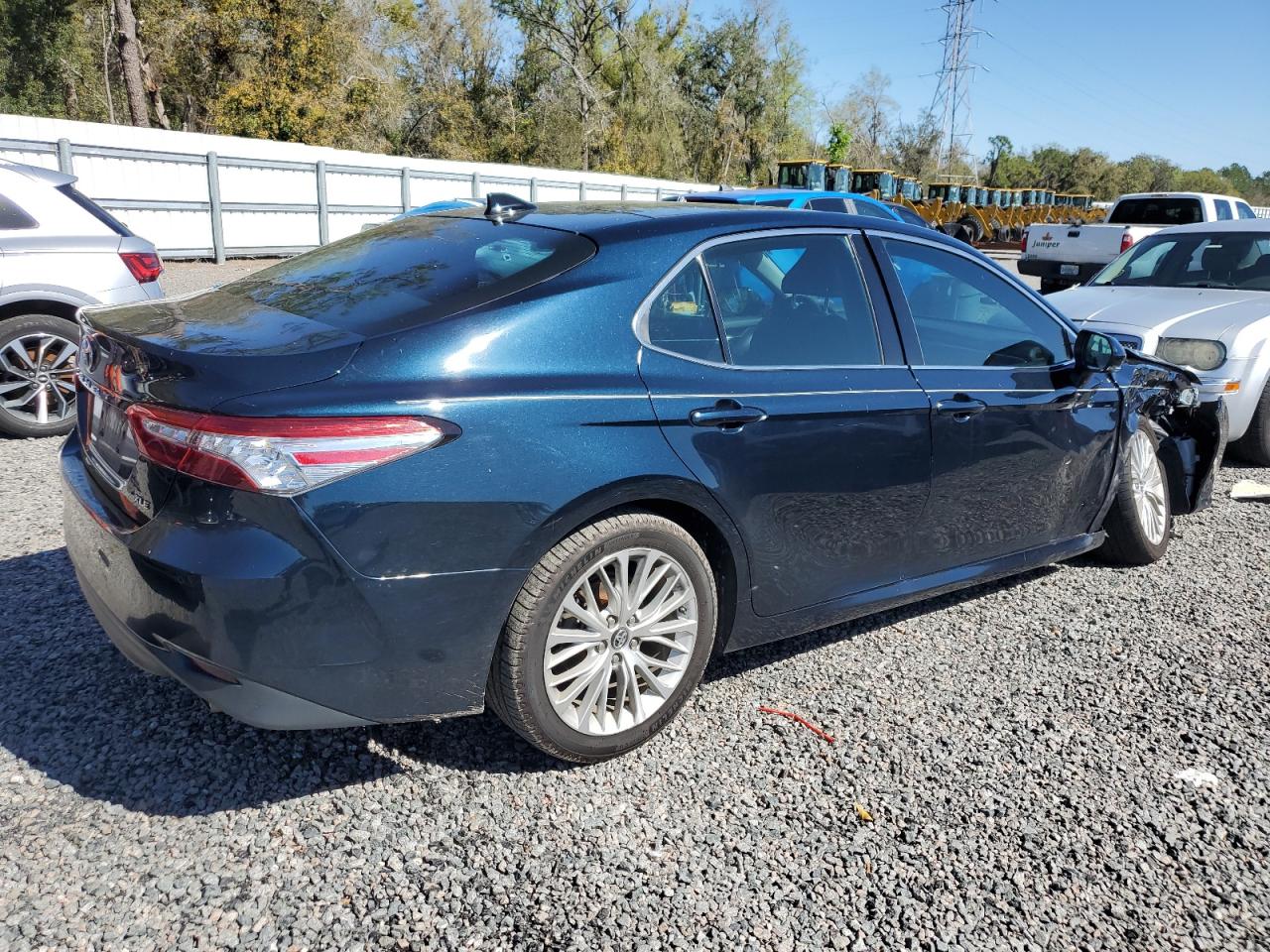 2018 Toyota Camry - Image 3