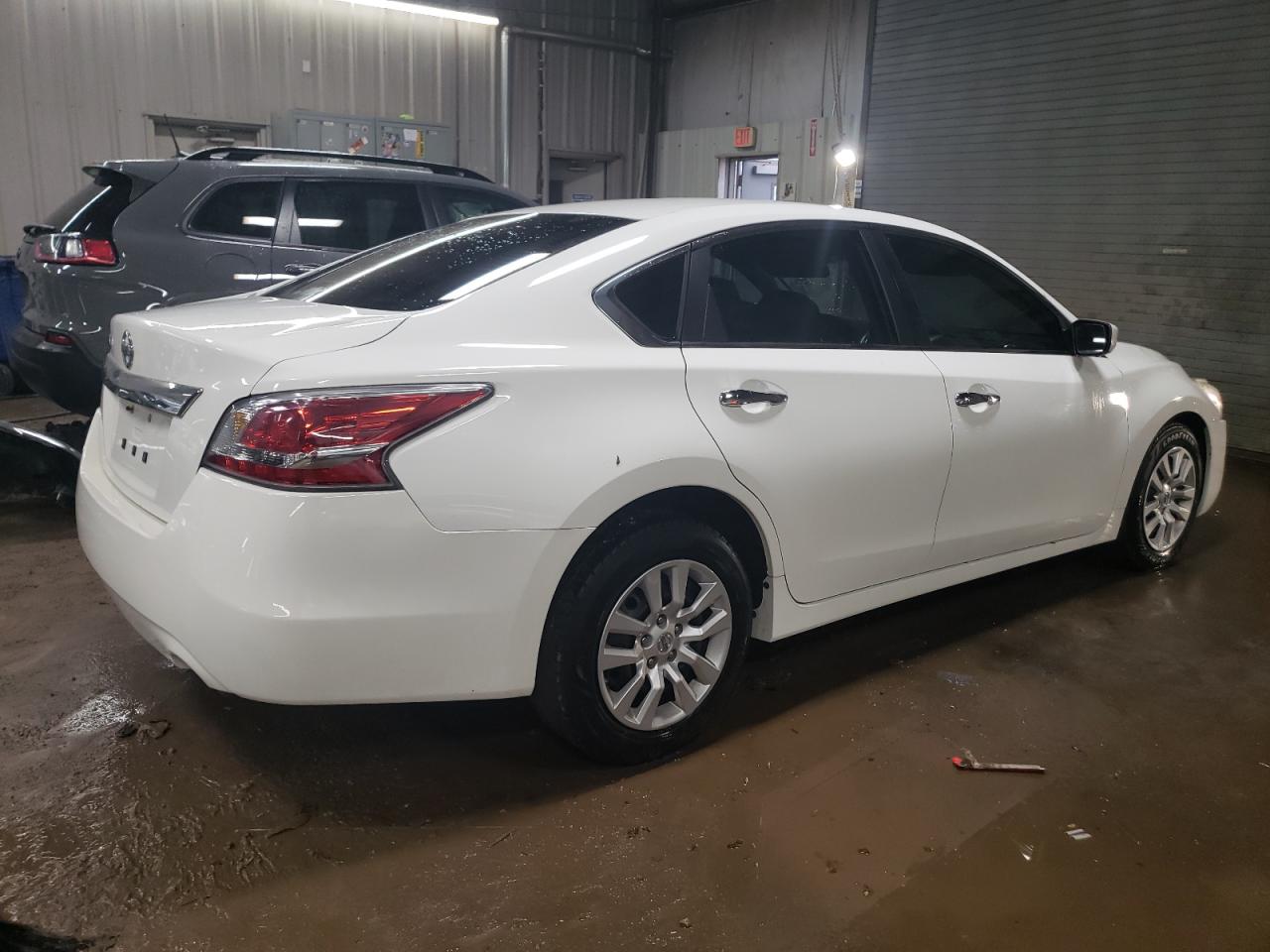 2015 Nissan Altima - Image 3