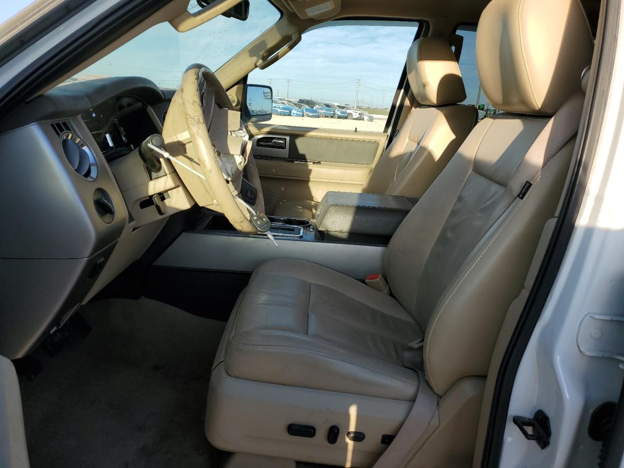 2012 Ford Expedition - Image 7