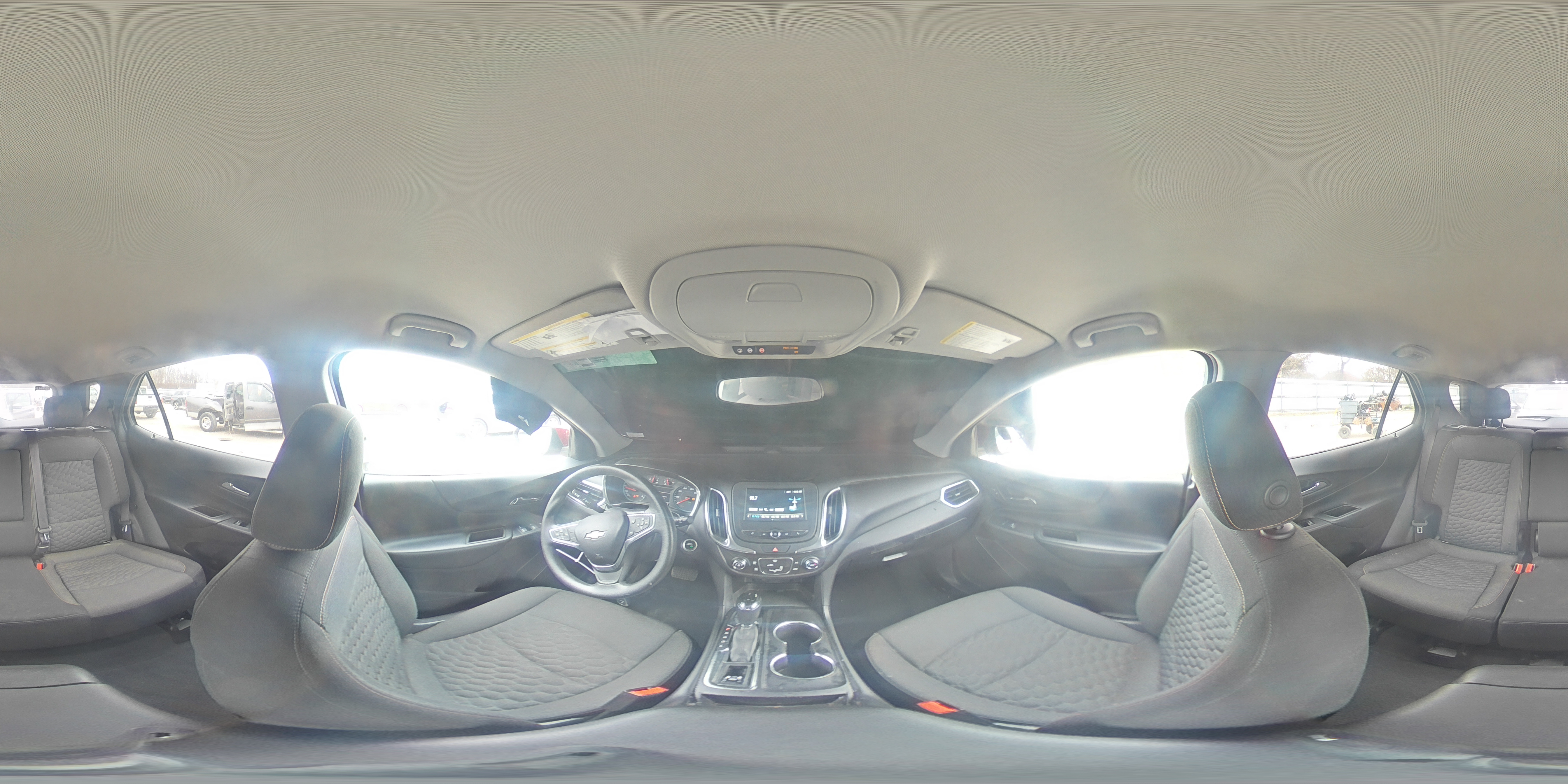 2018 Chevrolet Equinox - Image 13