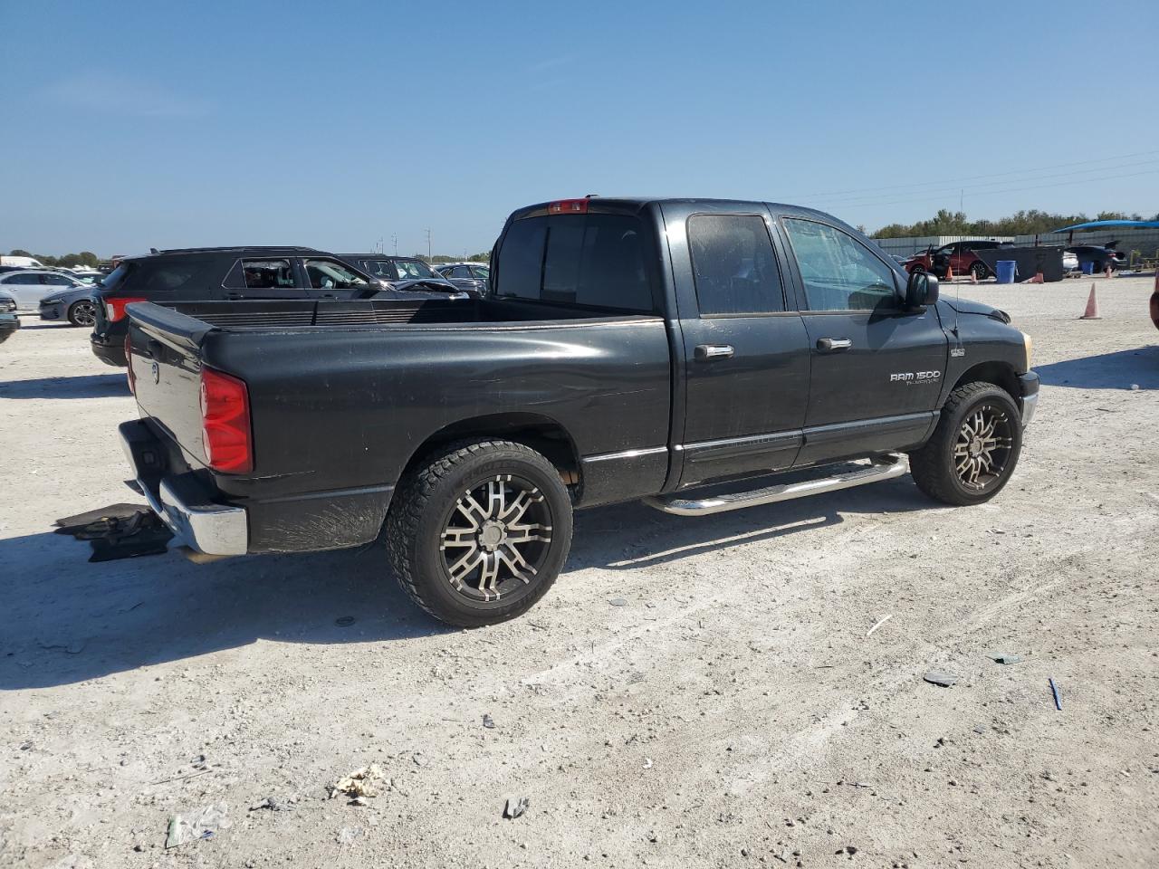 2007 Dodge RAM - Image 3
