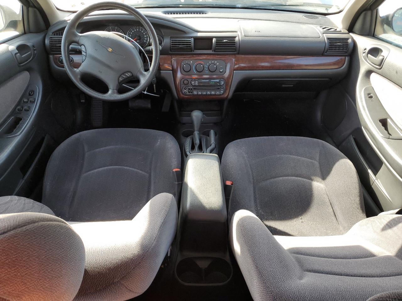 2002 Chrysler Sebring - Image 8