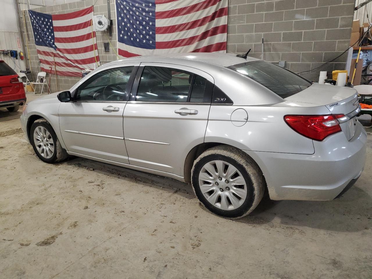 2012 Chrysler 200 - Image 2