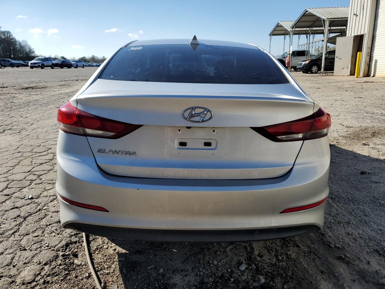 2018 Hyundai Elantra - Image 6