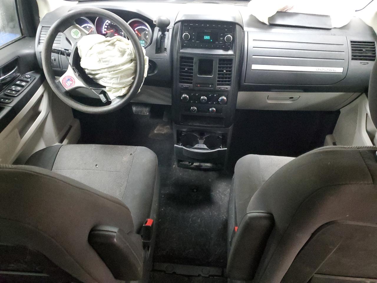 2008 Dodge Caravan - Image 8