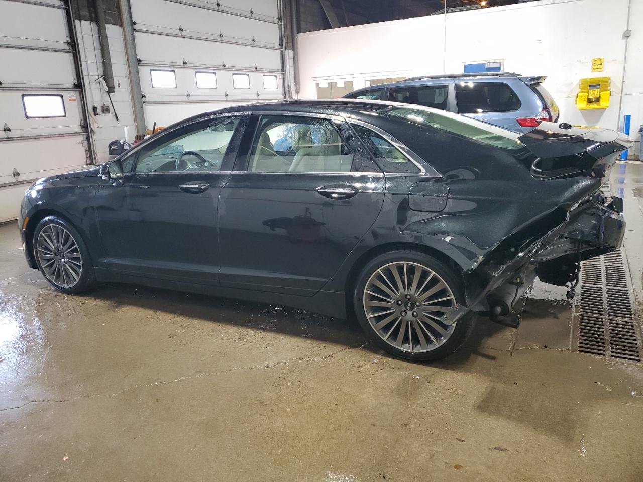 2015 Lincoln MKZ - Image 2