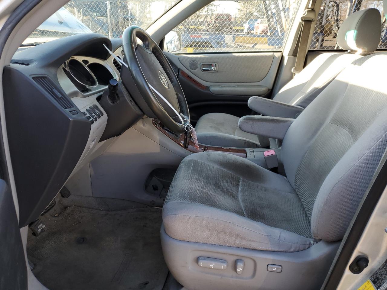 2004 Toyota Highlander - Image 7