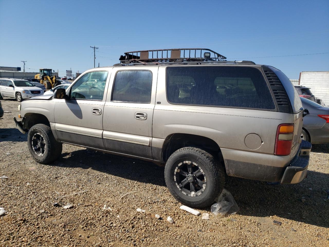 2002 Chevrolet Suburban - Image 2
