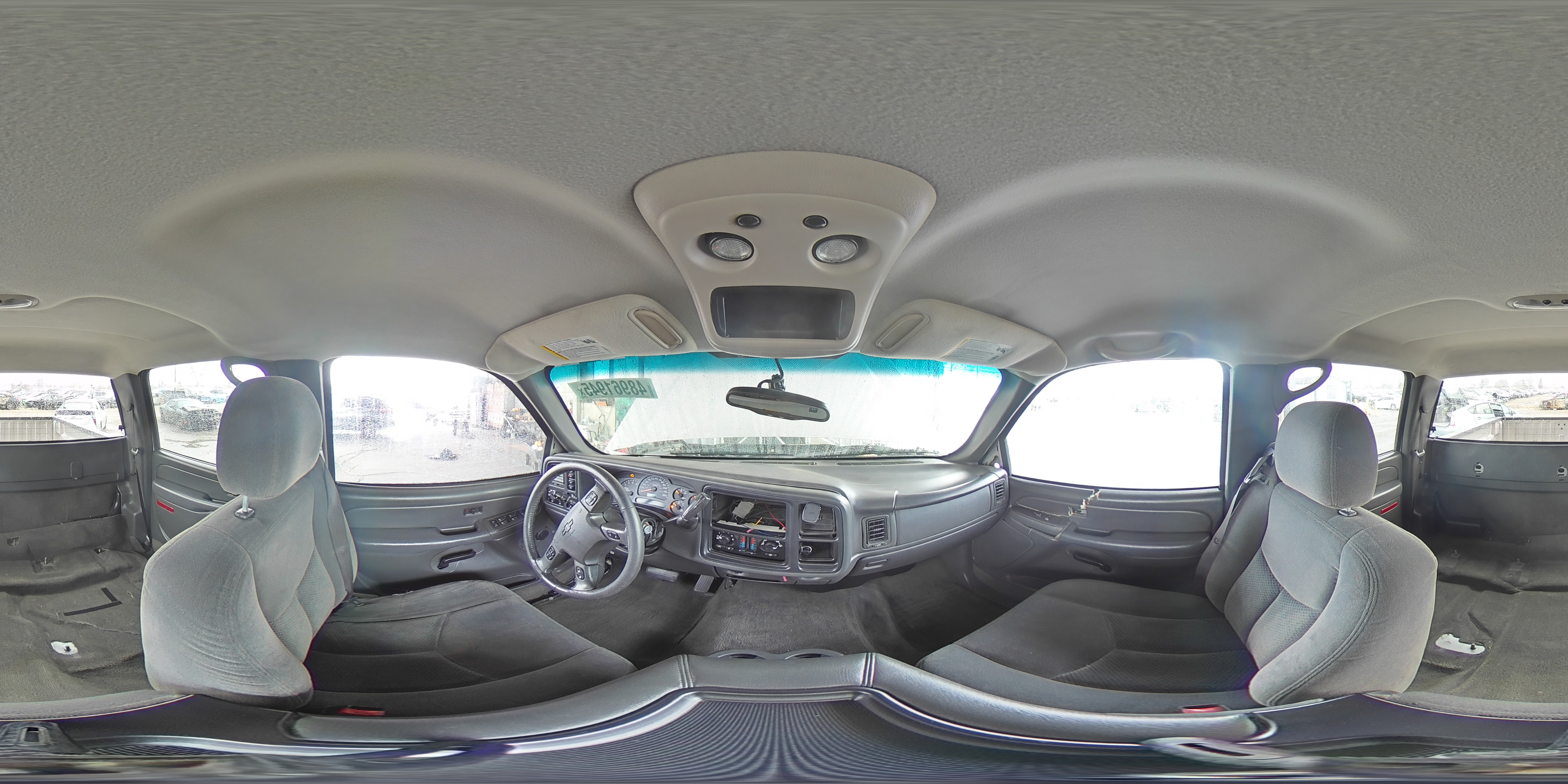 2005 Chevrolet Silverado - Image 12
