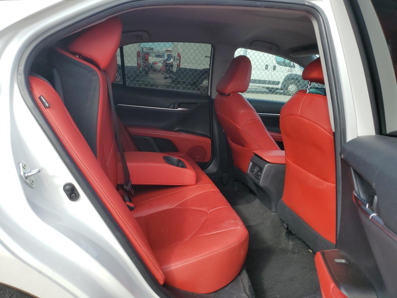 2021 Toyota Camry - Image 10