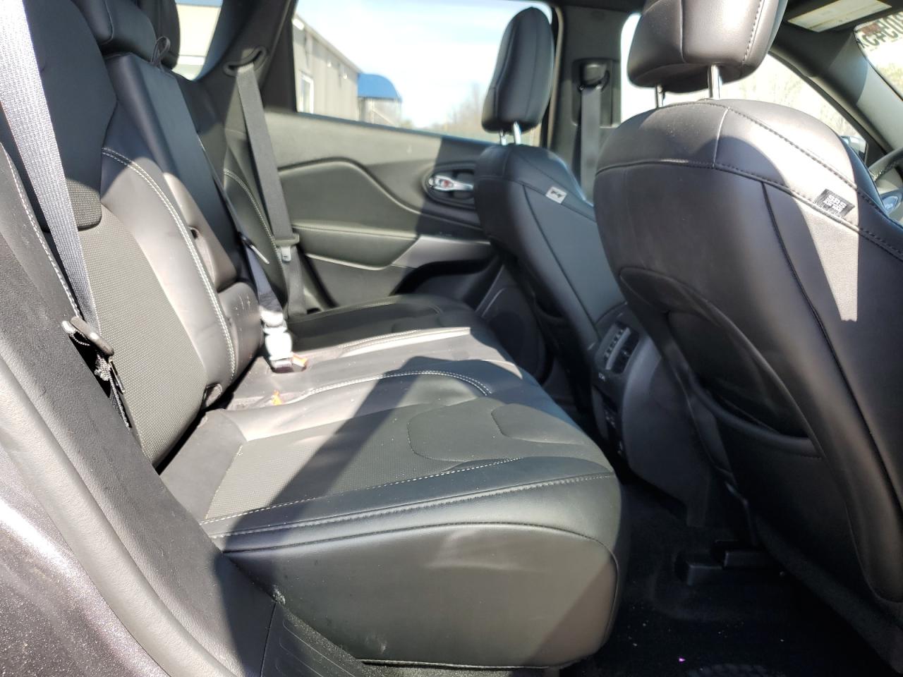 2021 Jeep Grand Cherokee - Image 11