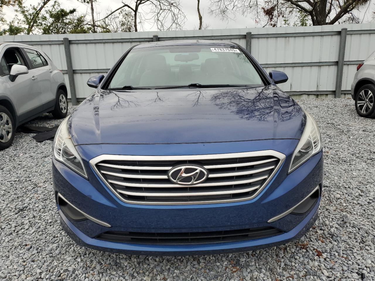 2017 Hyundai Sonata - Image 5