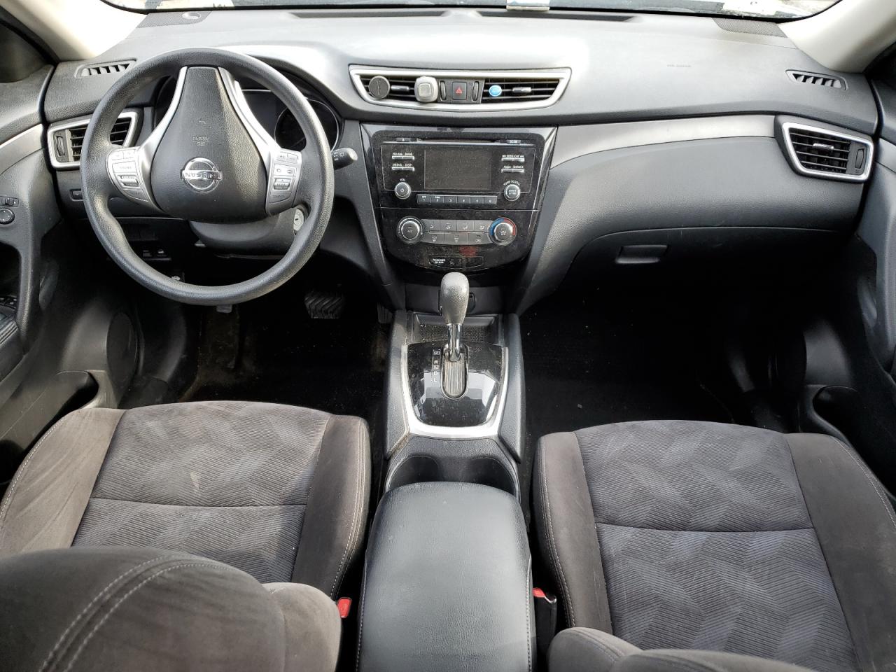 2015 Nissan Rogue - Image 8