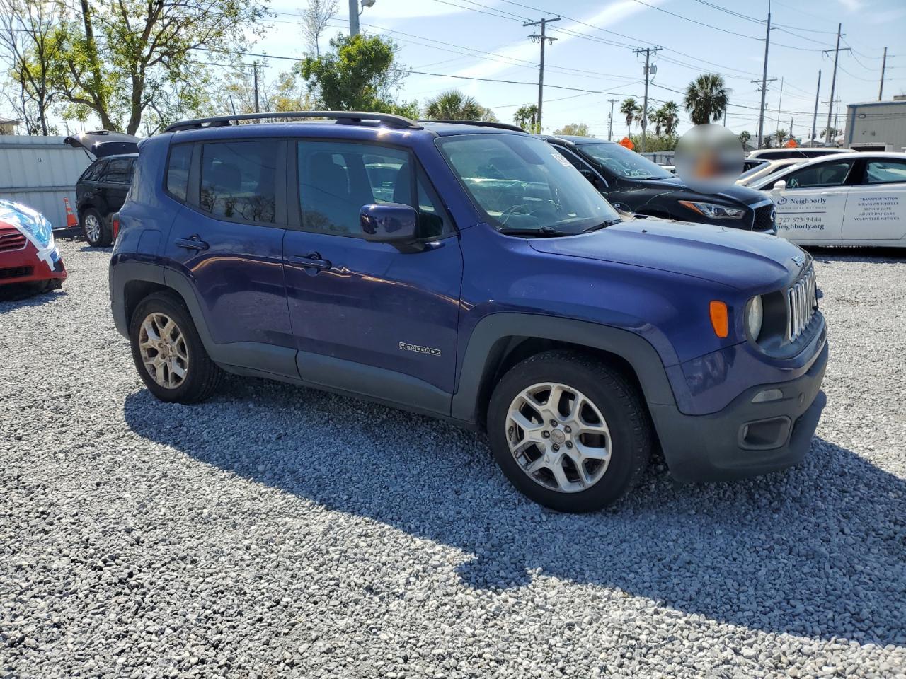 2018 Jeep Renegade - Image 4