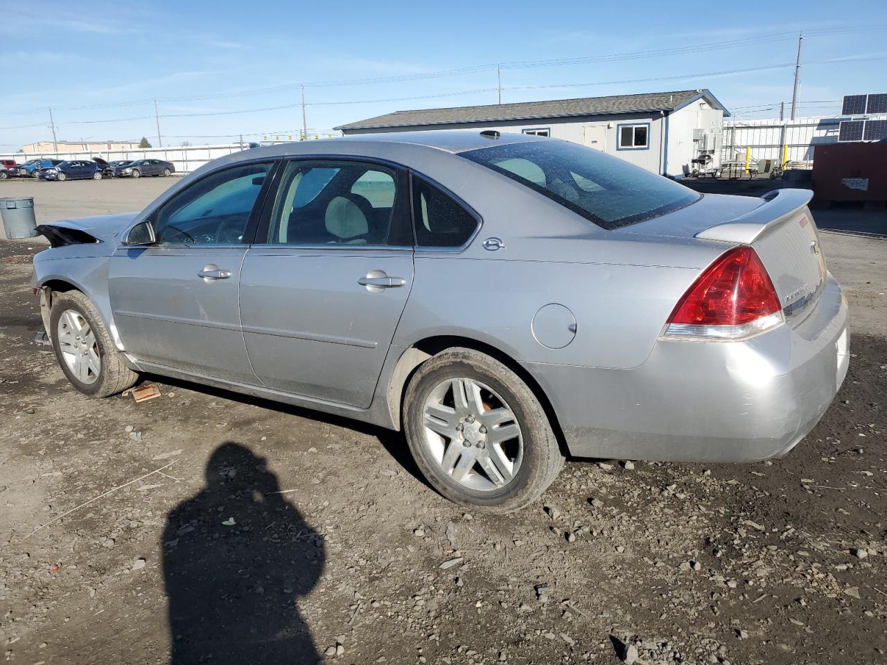 2007 Chevrolet Impala - Image 2