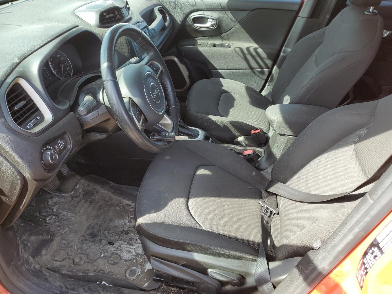 2015 Jeep Renegade - Image 7