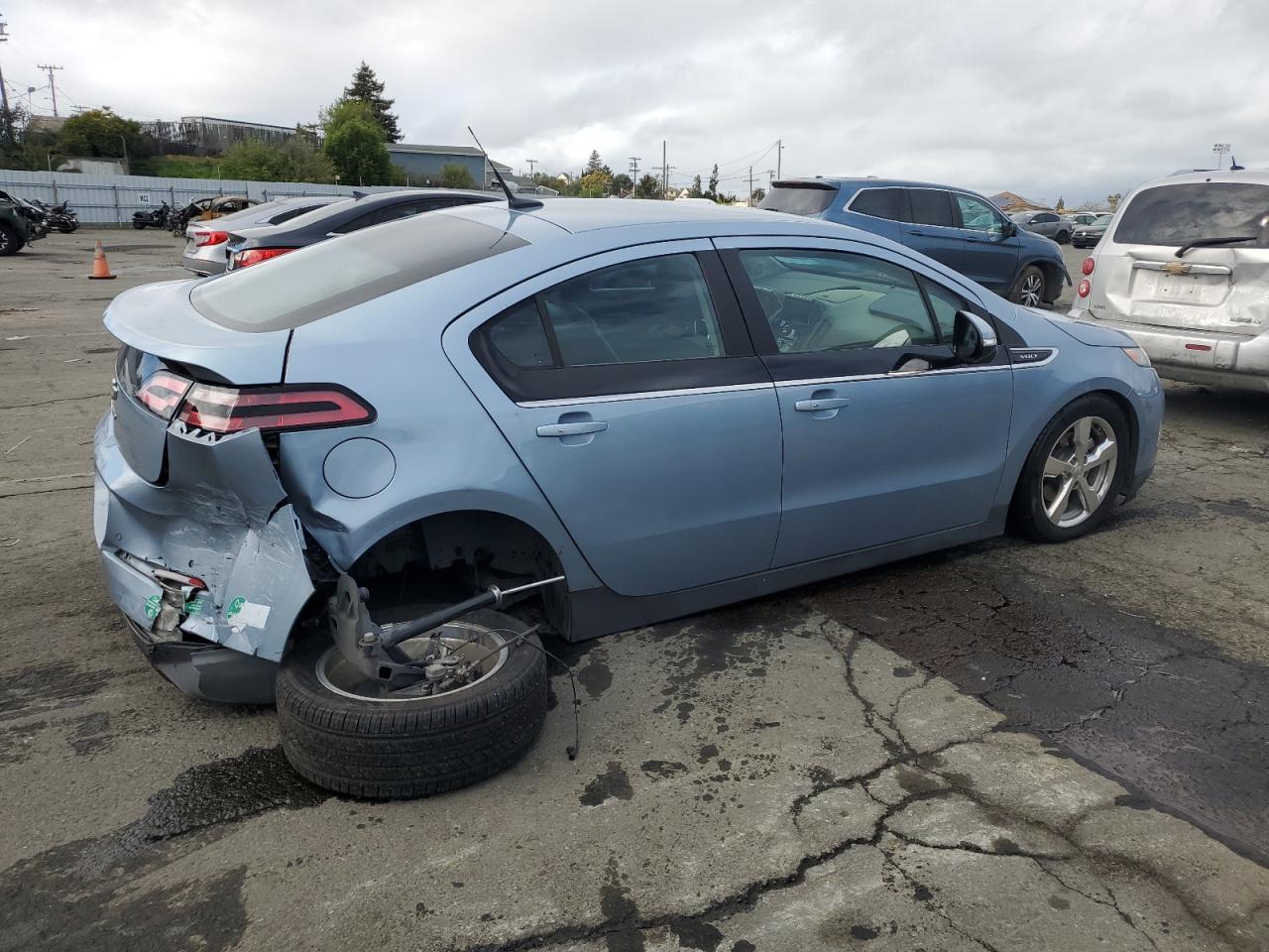 2014 Chevrolet Volt - Image 3