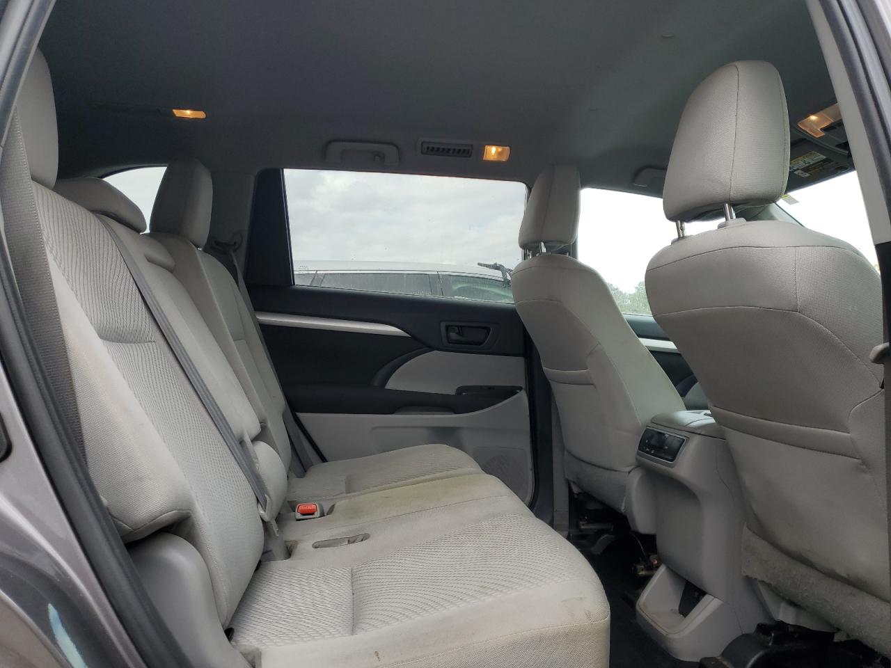 5TDZARFHXKS058364 TOYOTA HIGHLANDER 2019