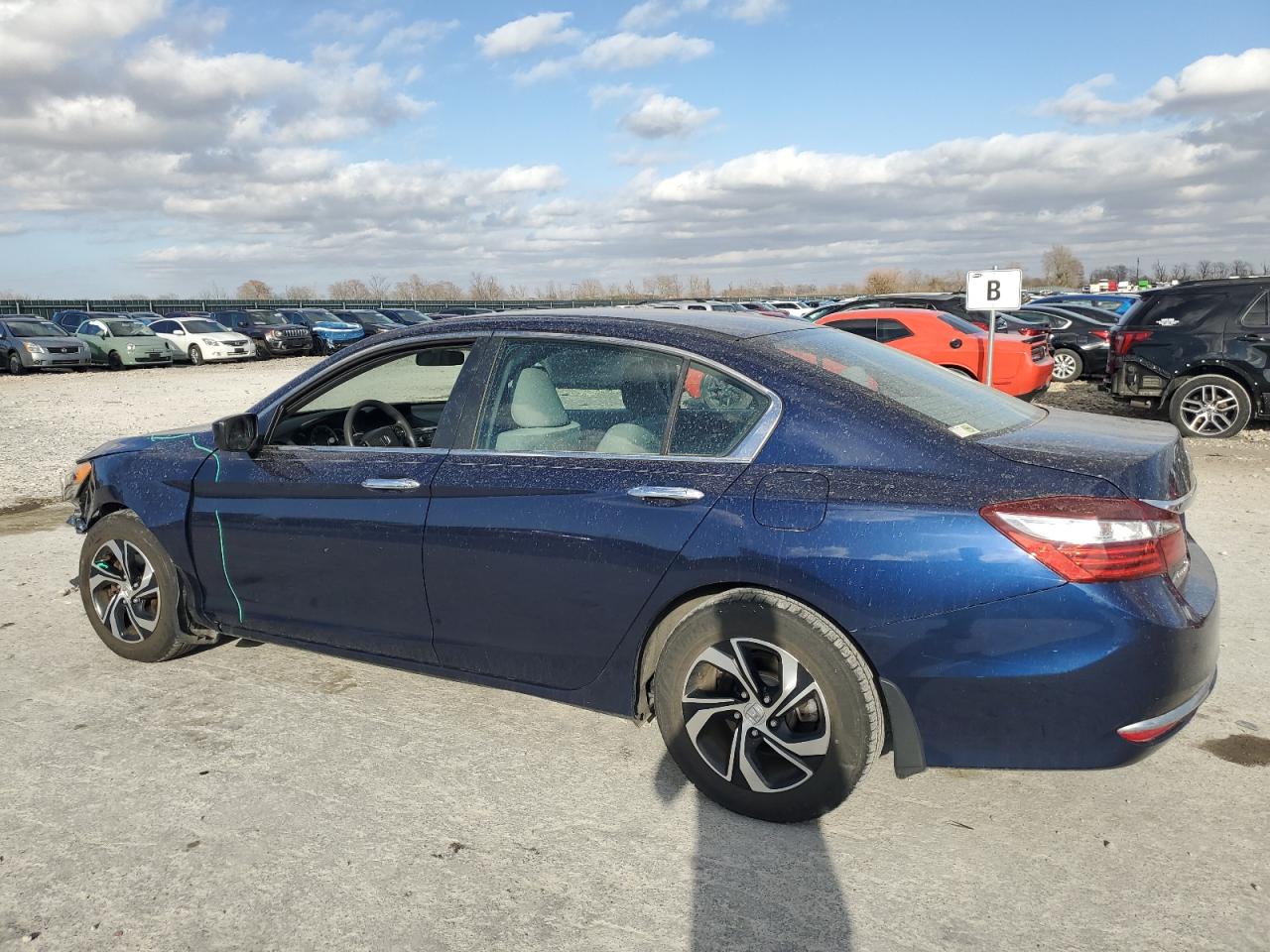 1HGCR2F37GA118715 HONDA ACCORD 2016