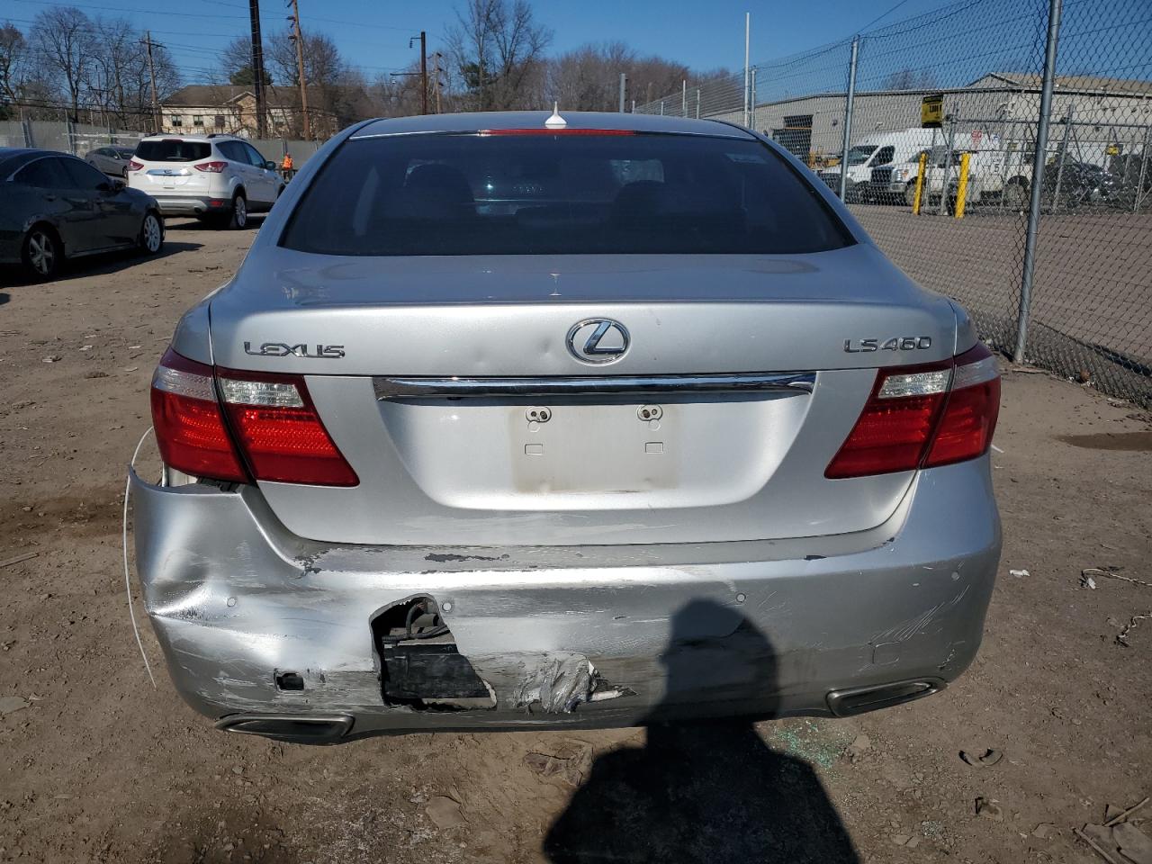 2007 Lexus LS - Image 6