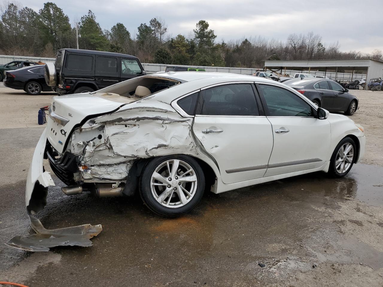 2014 Nissan Altima - Image 3