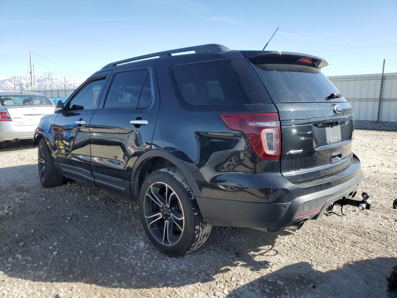 2014 Ford Explorer - Image 2