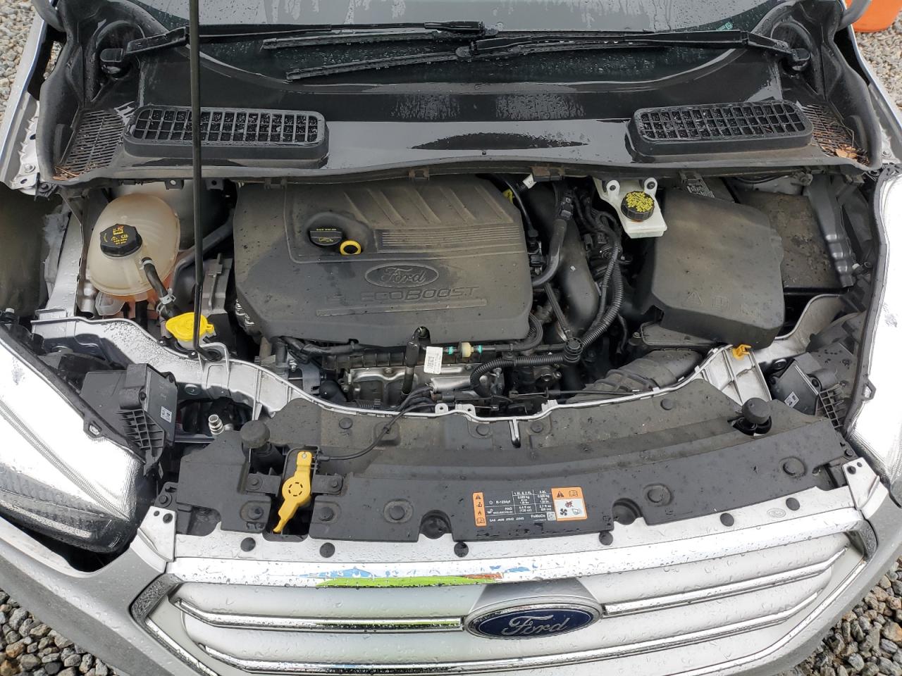 1FMCU0GD2HUC59082 FORD ESCAPE 2017