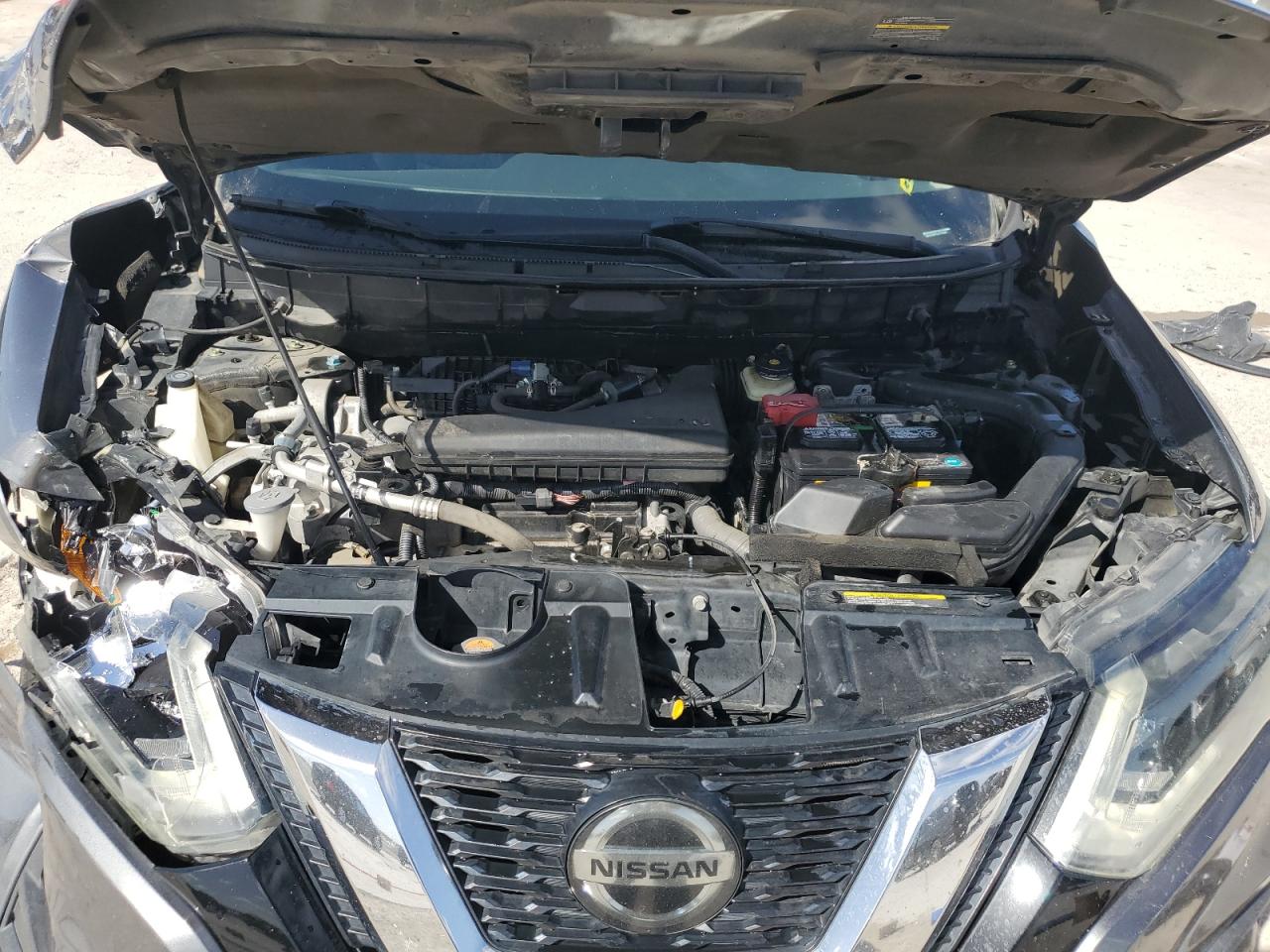5N1AT2MTXJC770228 NISSAN ROGUE 2018