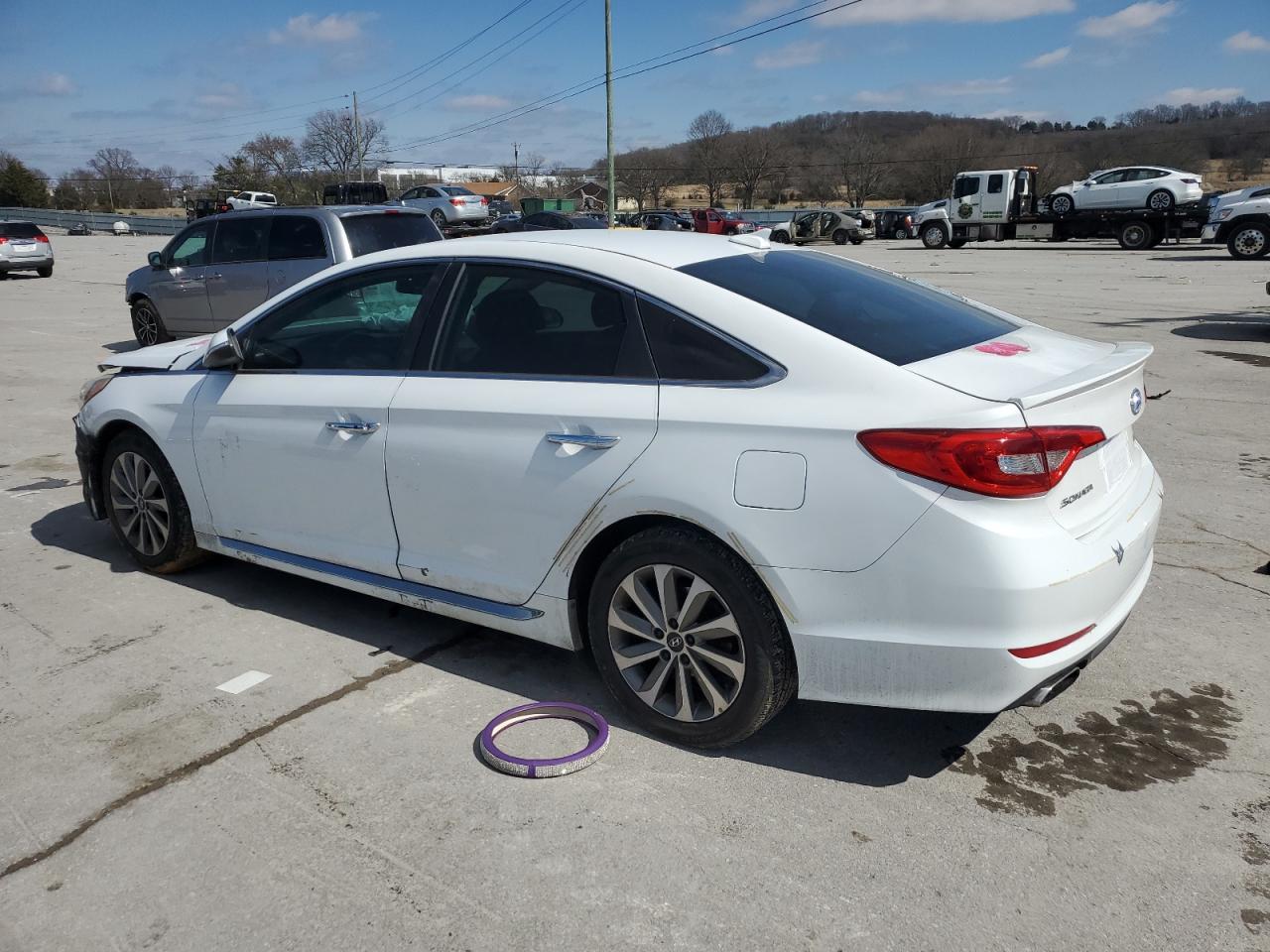 2015 Hyundai Sonata - Image 2