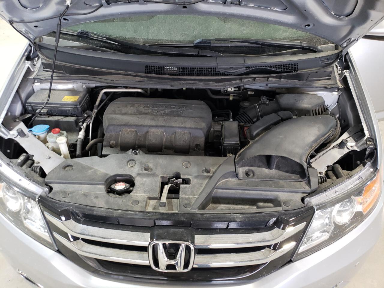 2014 Honda Odyssey - Image 14