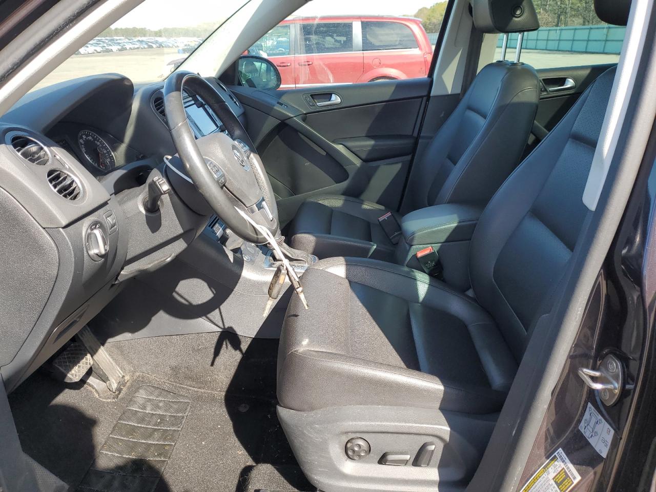 2016 Volkswagen Tiguan - Image 7