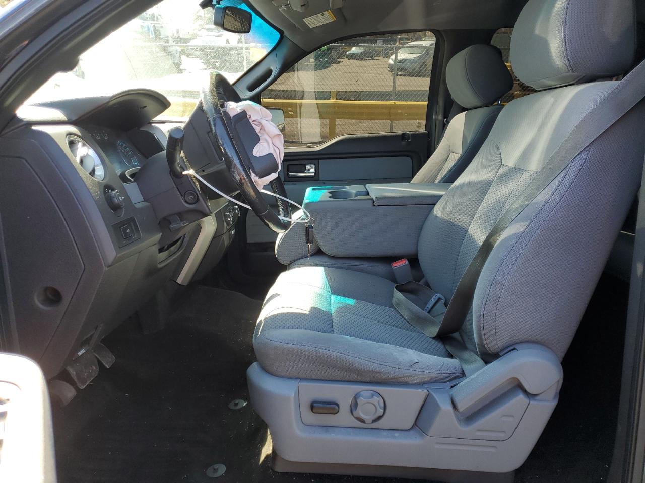2014 Ford F-150 - Image 7