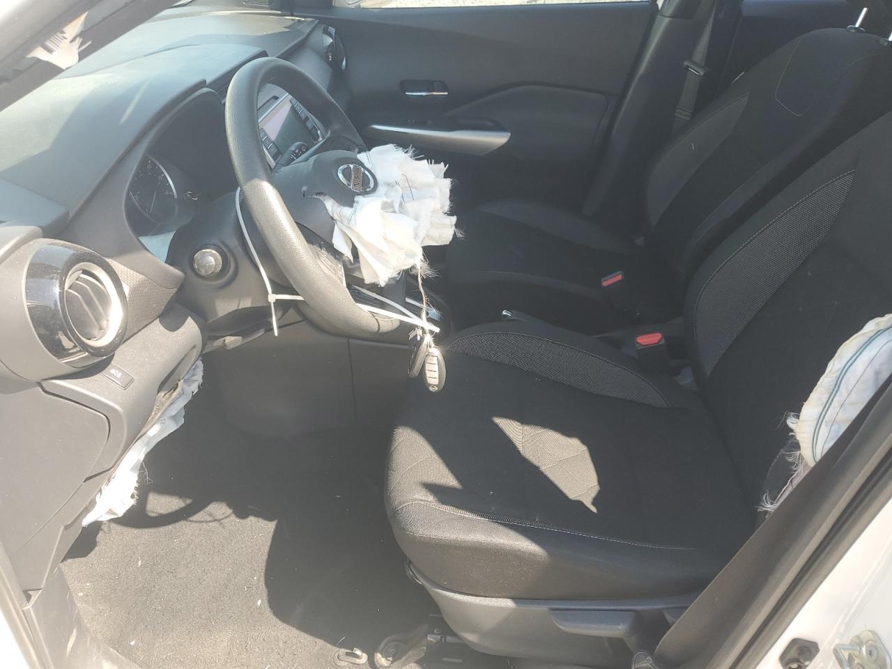3N1CP5CU3KL564562 NISSAN KICKS 2019