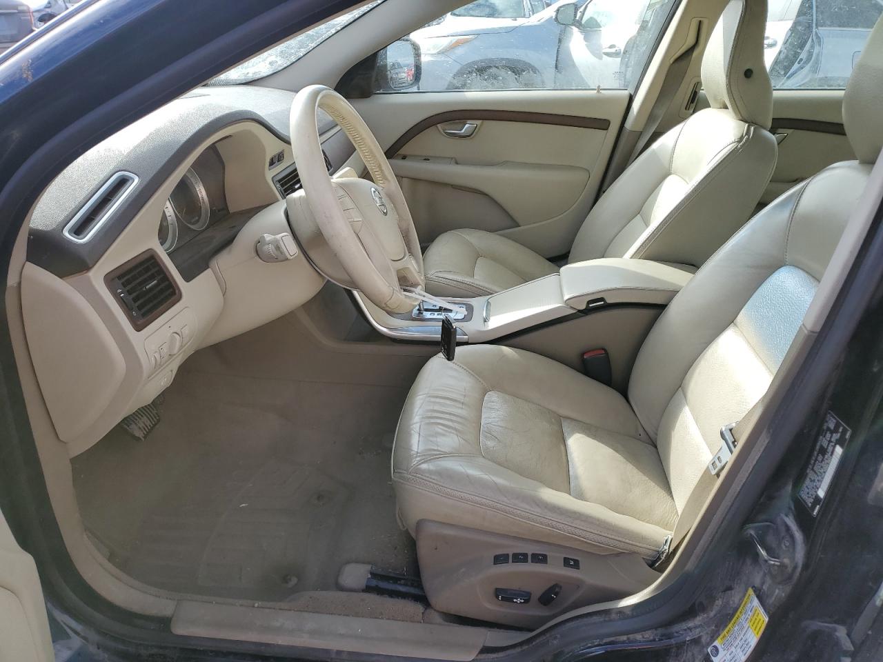 2011 Volvo Xc70 3.2 VIN: YV4952BZ6B1111078 Lot: 47661395